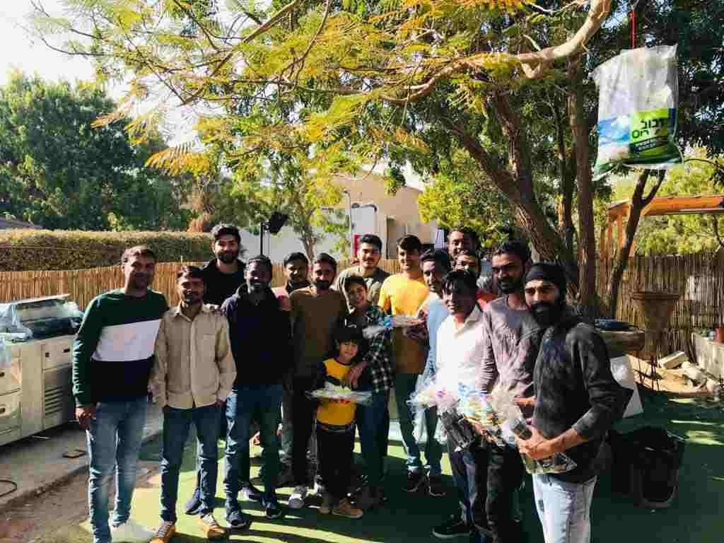 Hands-on field training on an international farm — image-5-compressed-1